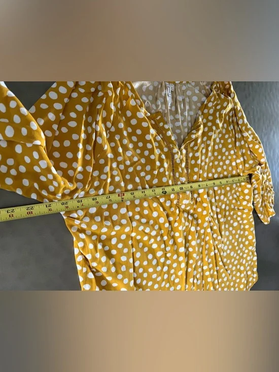 Grand & Greene Gold & White Polka Dot Blouse, Tab up sleeves, Size Large - Picture 4 of 5